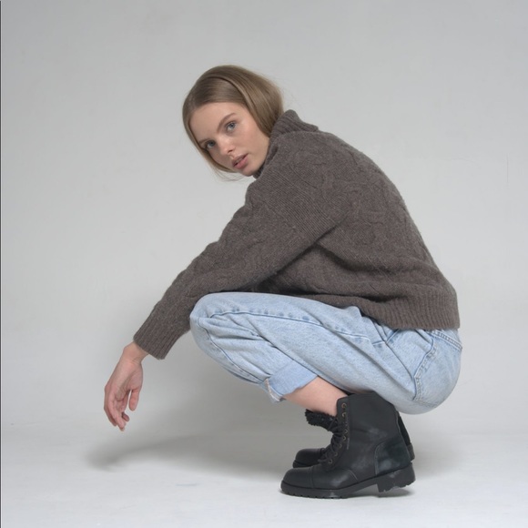 Merino wool sweater. Grey or Brown S size - Picture 6 of 14